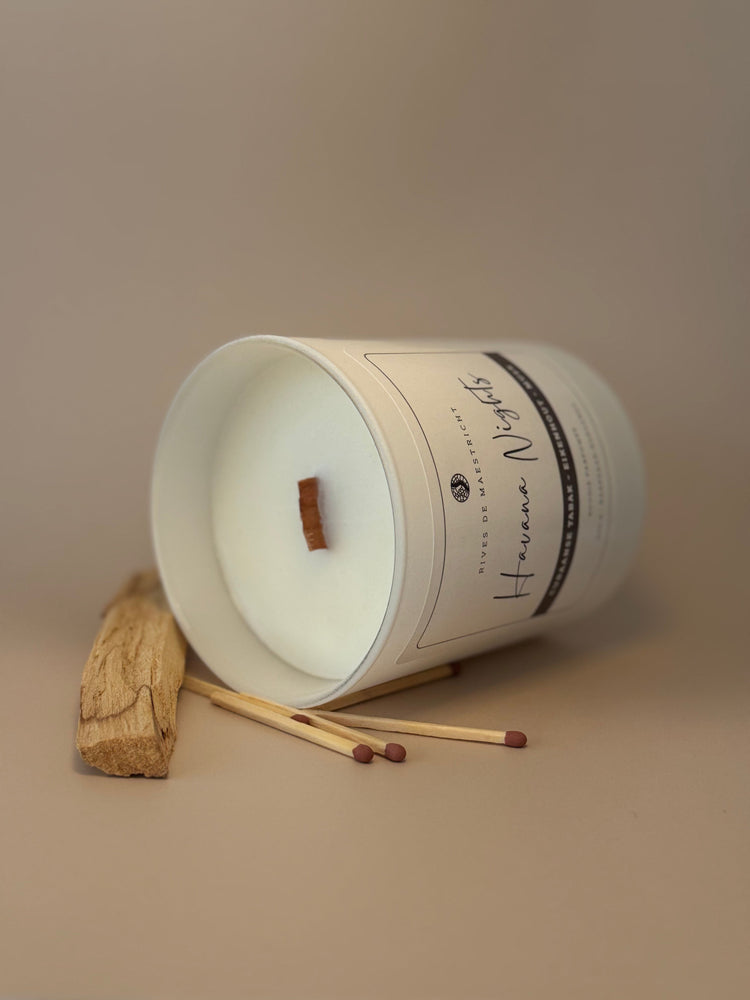 kaars Havana Nights met houten lont